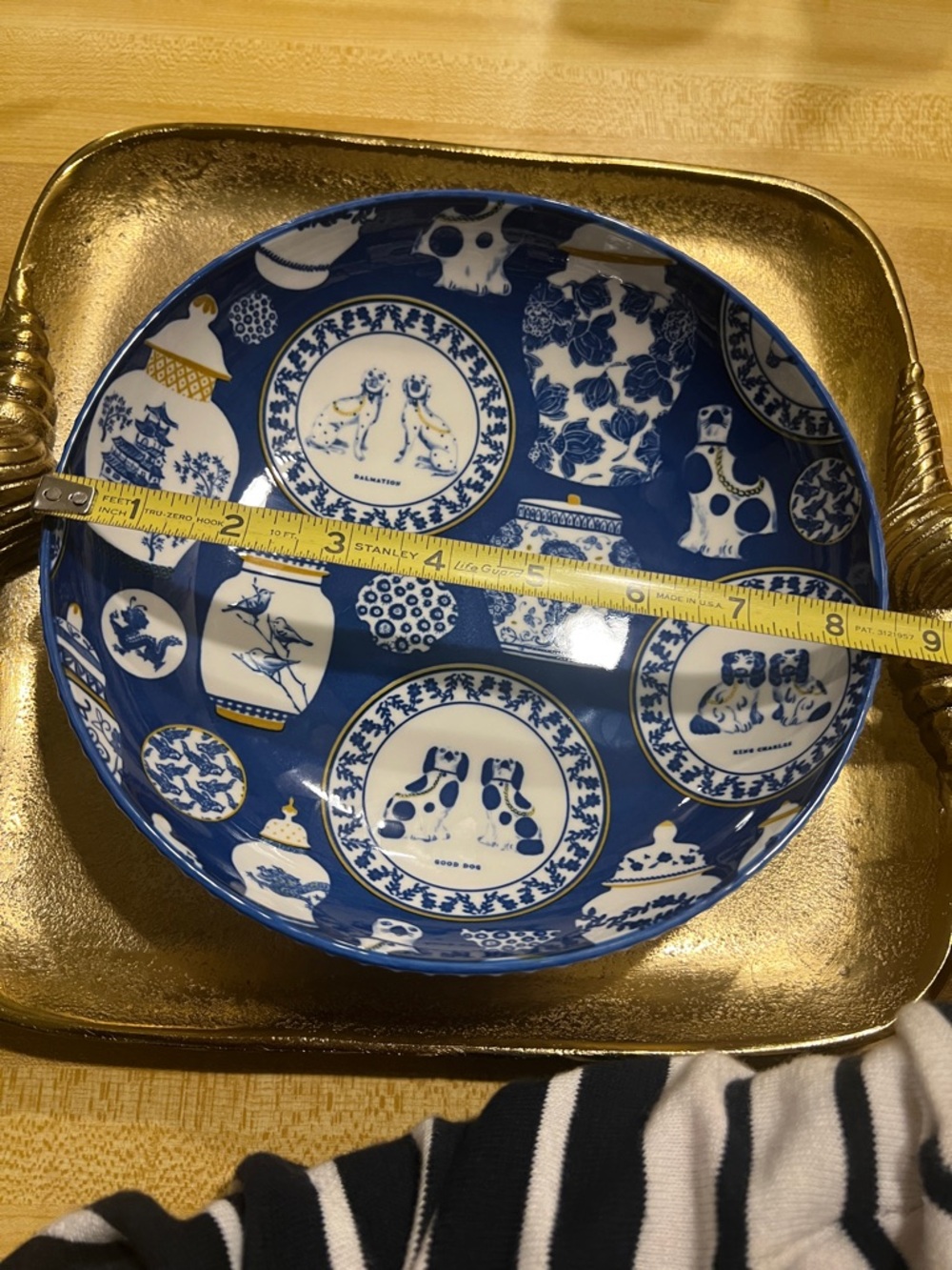#17385**Blue & White Decorative Dog Motif Ceramic Bowl - Home Art - Picture 5 of 11